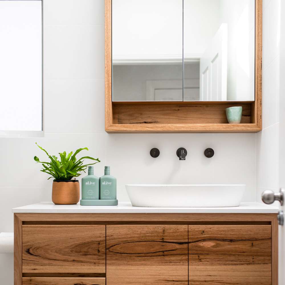 Oak bathroom mirror cabinet